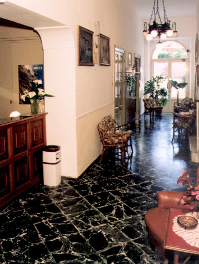 Albergo Italia - Vintage Hotel 卡普里 外观 照片